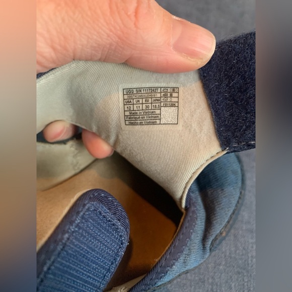 Unisex Kids Ugg Blue Delta Closed Toe Fisherman Adjustable Comfortable Sandal 12 - Picture 10 of 10